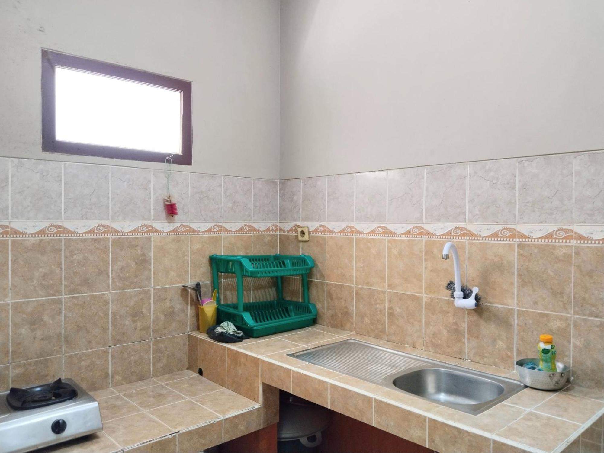 Villa Yustisia Curug 7 Cilember Cisarua Exterior foto